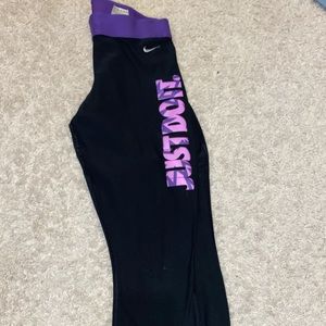 Nike Crop Leggings